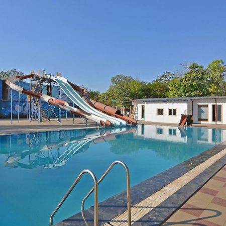 Oyo Midway Park Resort Atgaon 외부 사진