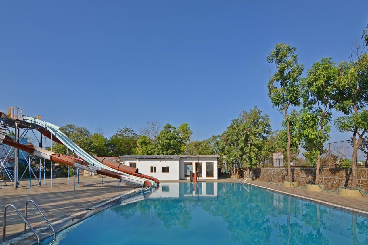 Oyo Midway Park Resort Atgaon 외부 사진