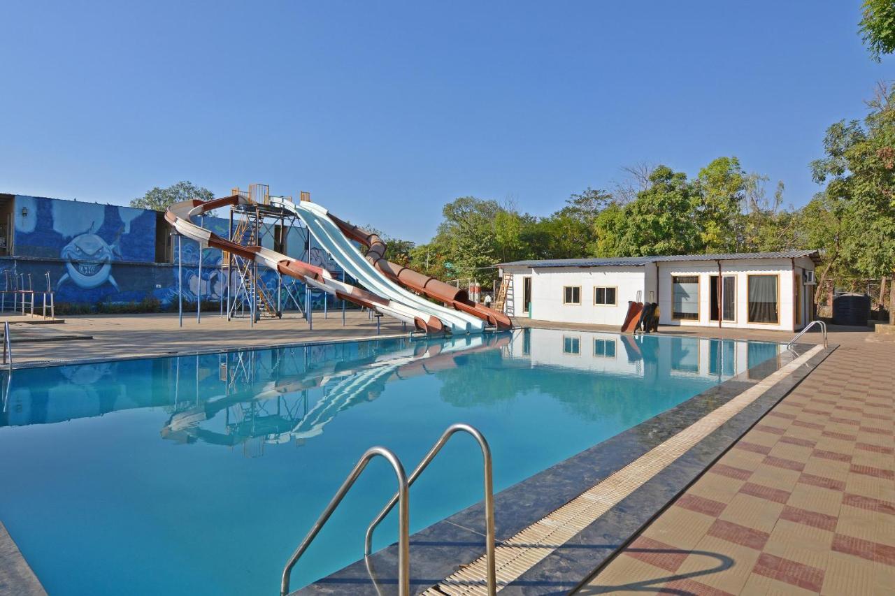 Oyo Midway Park Resort Atgaon 외부 사진